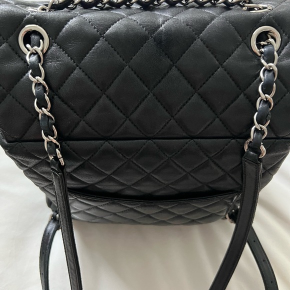 CHANEL URBAN SPIRIT CHAIN LAMBSKIN QUILTED BACKPACK - Picture 11 of 16